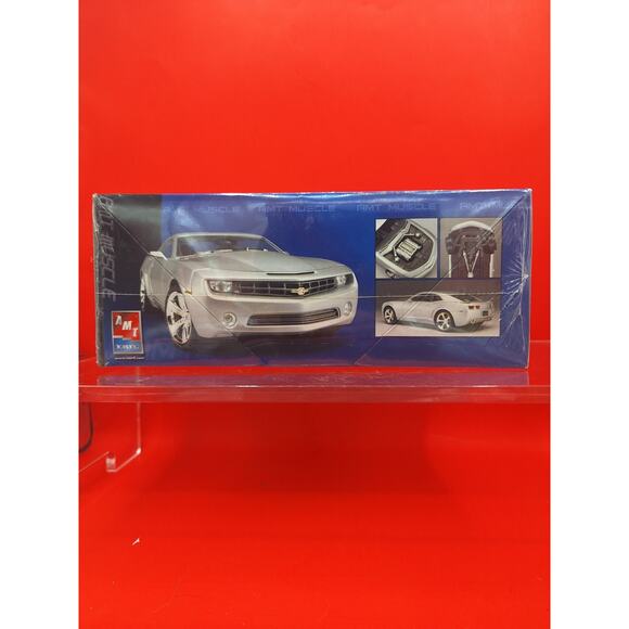 AMT Ertl 2006 Chevy Camaro Model Kit 1:25 Scale Factory Sealed - Picture 6 of 11